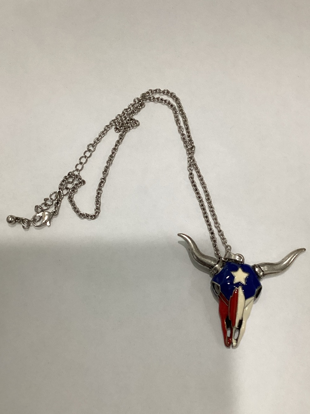 Patriotic Longhorn Bull Skull Pendant‎ Necklace - Red White Blue